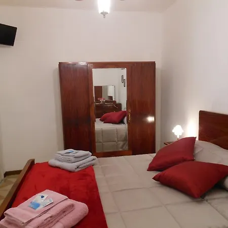 Le Stanze Del Chiostro לינה וארוחת בוקר